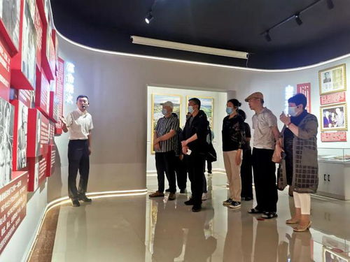 藝術(shù)交流揚(yáng)正氣，警鐘長(zhǎng)鳴守初心——阜新市細(xì)河區(qū)文聯(lián)開(kāi)展書畫交流與警示教育活動(dòng)紀(jì)實(shí)